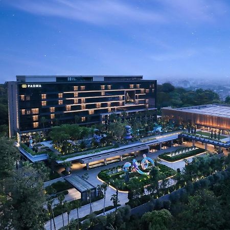 Padma Hotel 세마랑 외부 사진