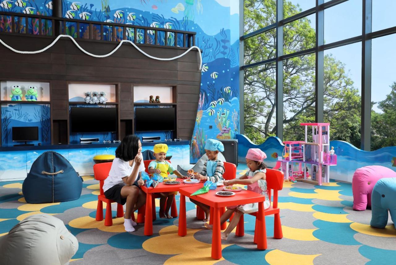 Padma Hotel 세마랑 외부 사진