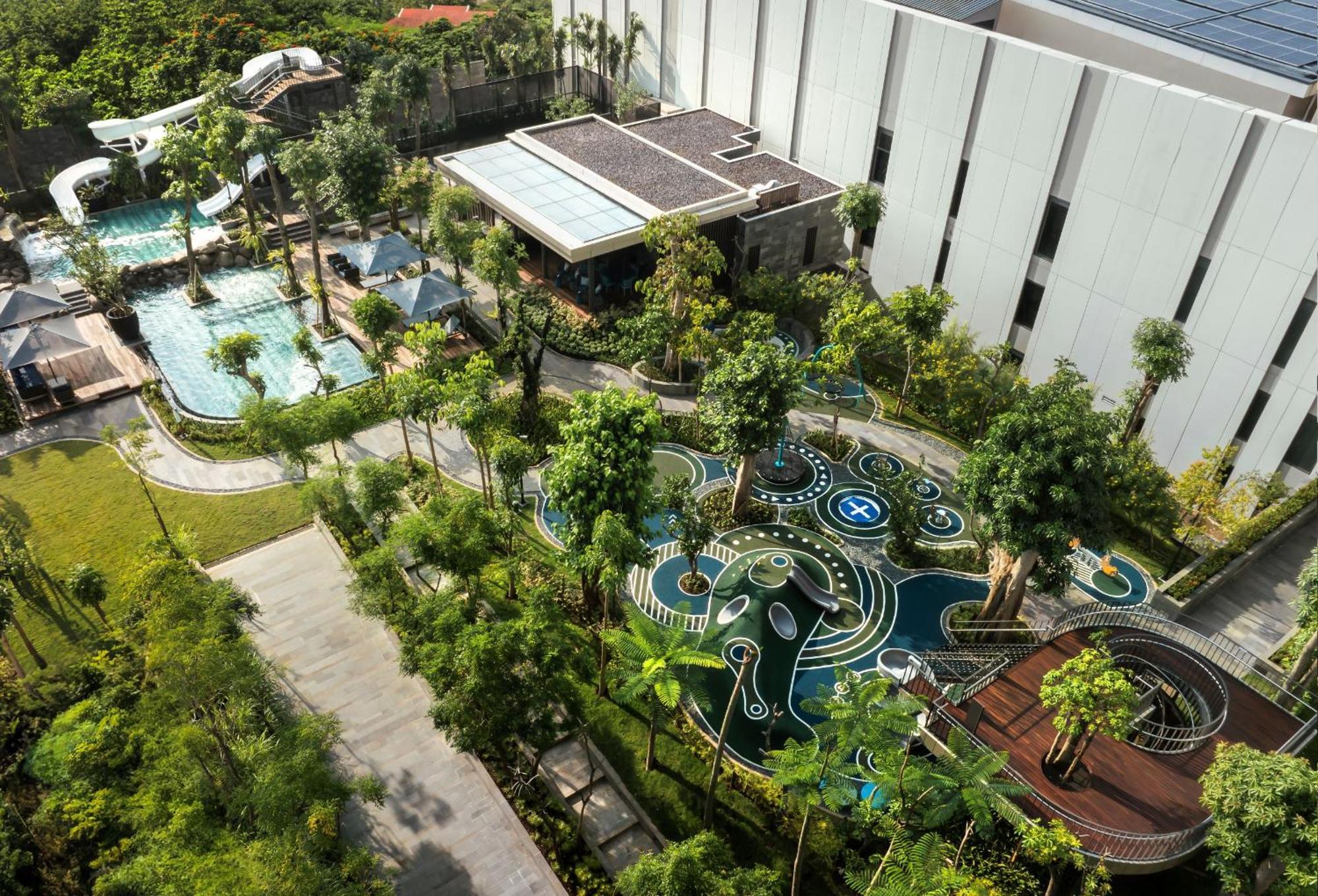 Padma Hotel 세마랑 외부 사진