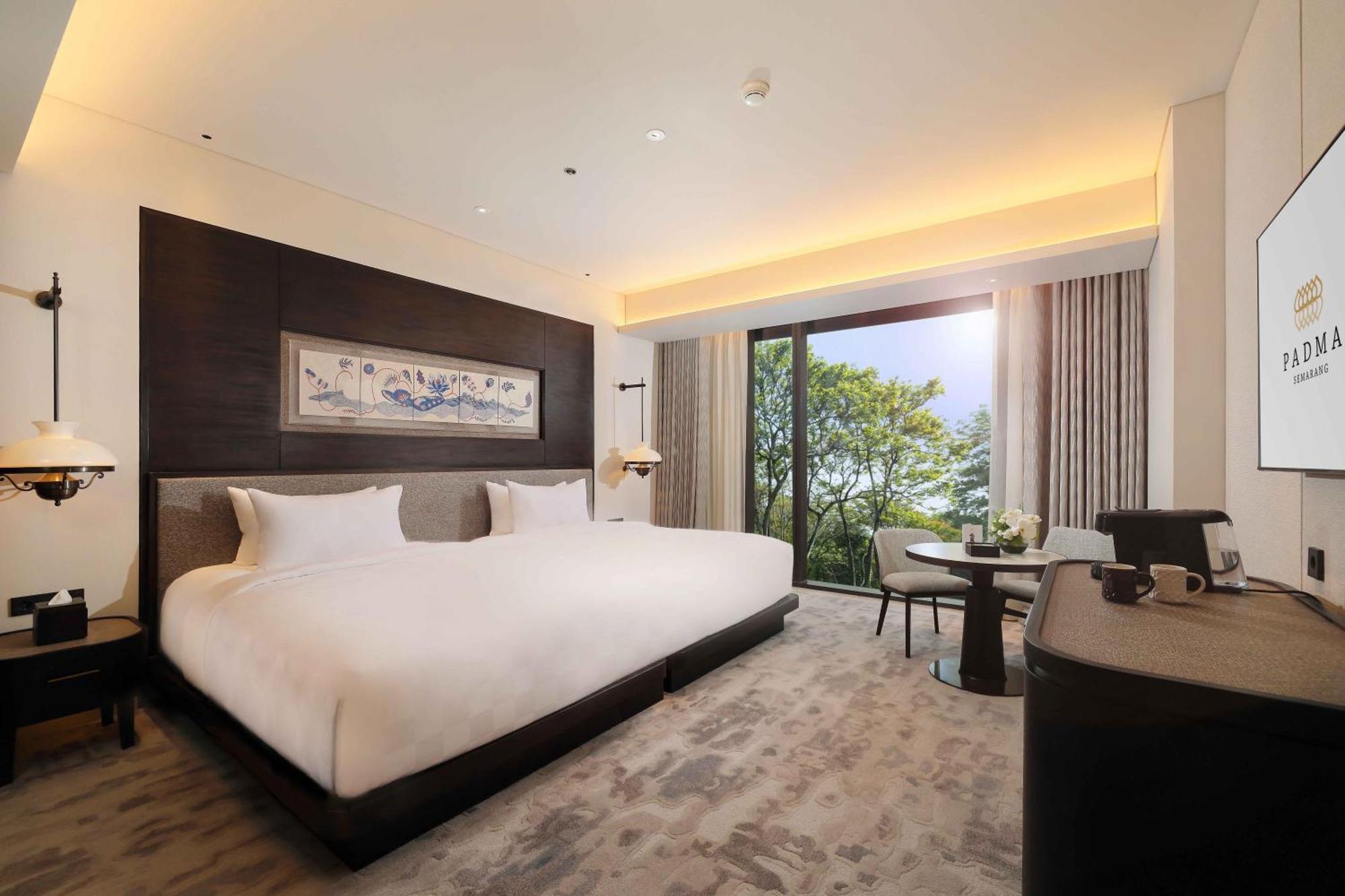 Padma Hotel 세마랑 외부 사진